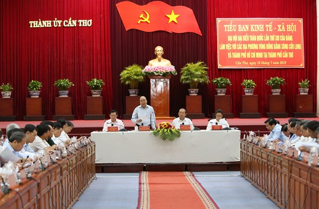 PM requests Mekong Delta to make breakthrough changes in mindset, actions hinh anh 1