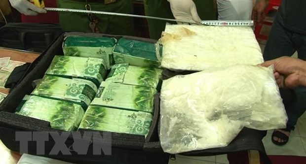Nam Dinh police bust nearly 13,000 drug trafficking cases in decade hinh anh 1
