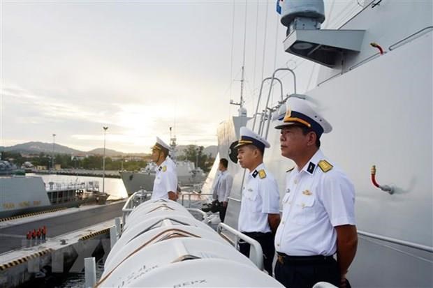 Vietnamese navy frigate arrives in Vladivostok, beginning Russia visit hinh anh 1