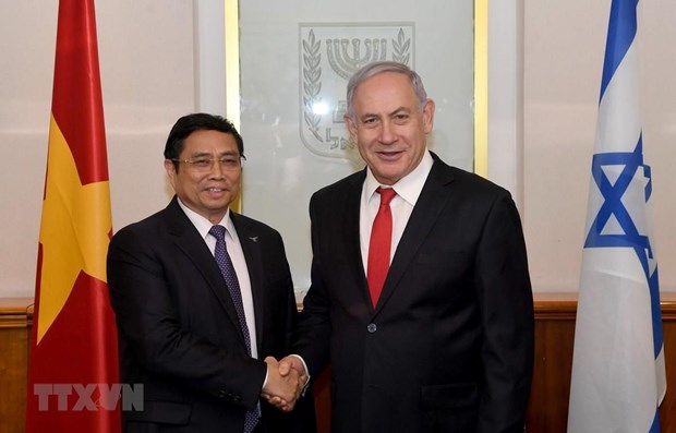 Party official’s visit tightens relations with Israel hinh anh 1