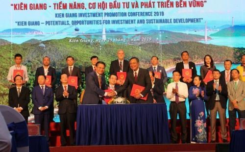 VN-Australia venture invests 30 mln USD in marine farming in Kien Giang hinh anh 1