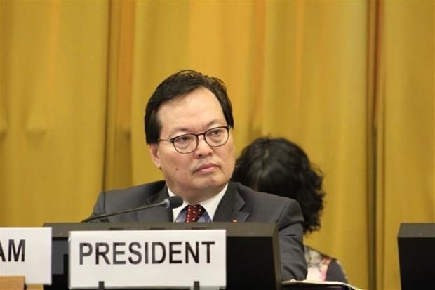Vietnam calls for efforts to end nuclear arms race hinh anh 1