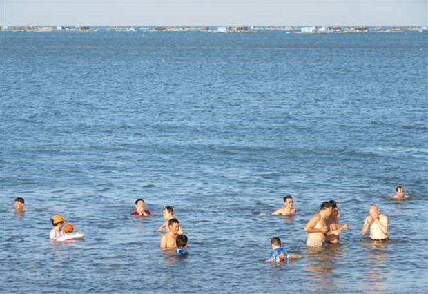 Four drown in Binh Thuan sea hinh anh 1
