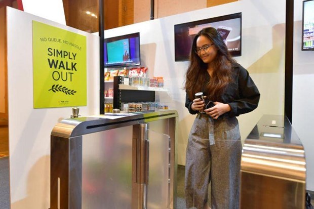 Singaporean retailers step up AI application hinh anh 1