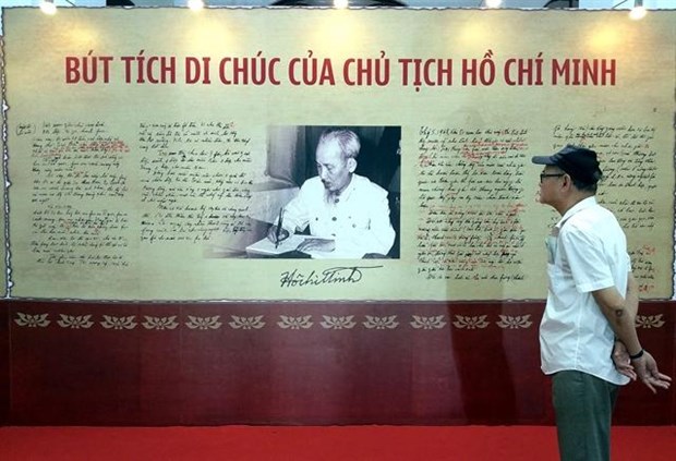 Exhibition features 50 years of implementing President Ho Chi Minh’s testament hinh anh 1
