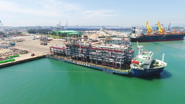 RoK-established firm exports 12 giant modules to UAE hinh anh 1