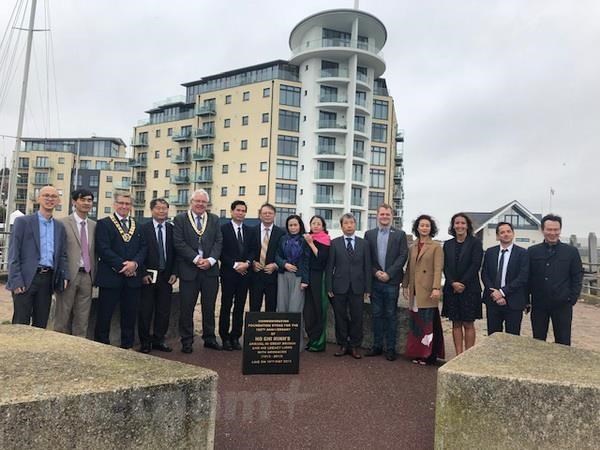 Son La delegation visits UK’s Newhaven city hinh anh 1