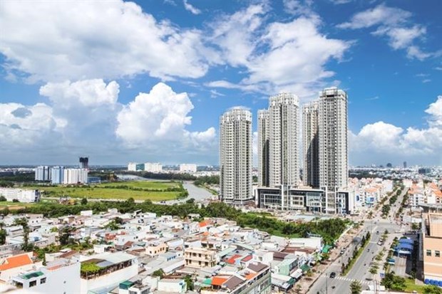 Vietnam needs to renew property market to lure more foreign capital hinh anh 1