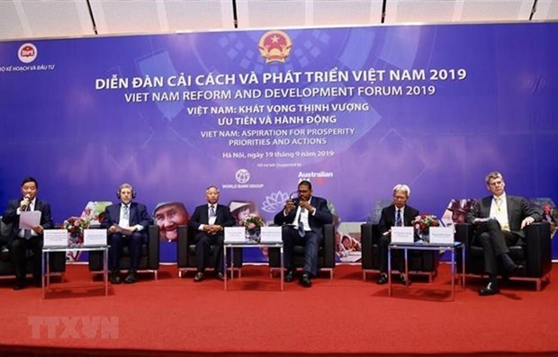 Vietnam has much to do to realise aspiration for prosperity: experts hinh anh 1
