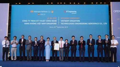 Vietnam Singapore Technologies Engineering Aerospace debuts hinh anh 1