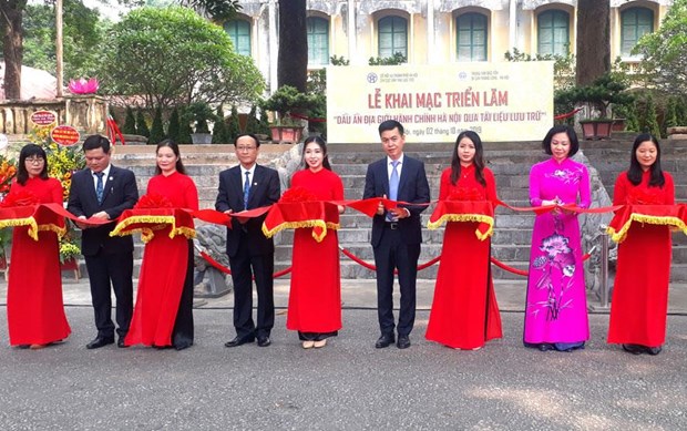 Exhibition gives insight into changes in Hanoi’s administrative boundary hinh anh 1