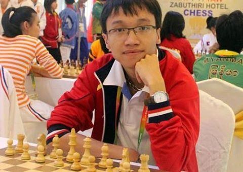 Son wins, Liem draws at FIDE Grand Swiss in England hinh anh 1