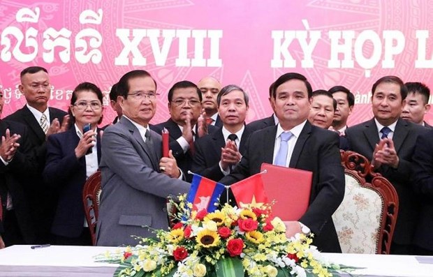 VN, Cambodia enhance cooperation in repatriation of soldiers’ remains hinh anh 1