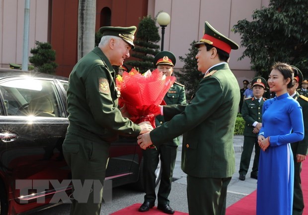 Vietnam, Russia strengthen defence cooperation hinh anh 1