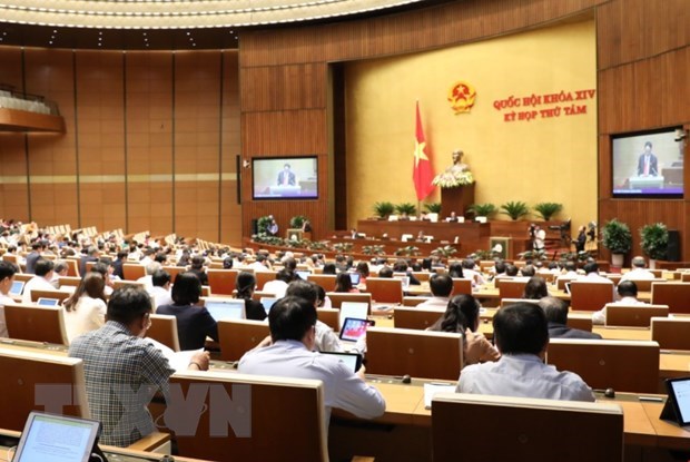 Lawmakers to continue discussing draft laws on Oct. 29 hinh anh 1