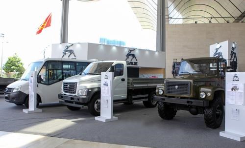 Russian auto producer GAZ to start car assembly in Vietnam hinh anh 1