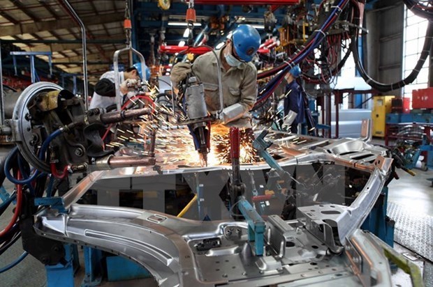 Ten-month industrial production index rises 9.5 percent hinh anh 1