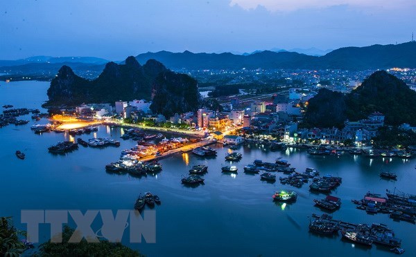 Strategic investors change face of Quang Ninh’s tourism hinh anh 1