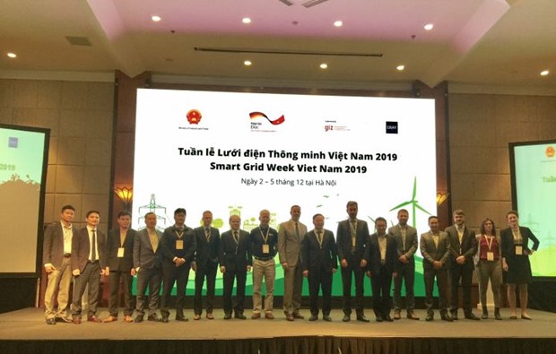 Smart Grid Week Vietnam 2019 underway in Hanoi hinh anh 1