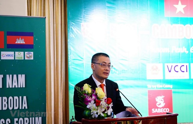 Vietnam – Cambodia business cooperation forum to boost trade hinh anh 1