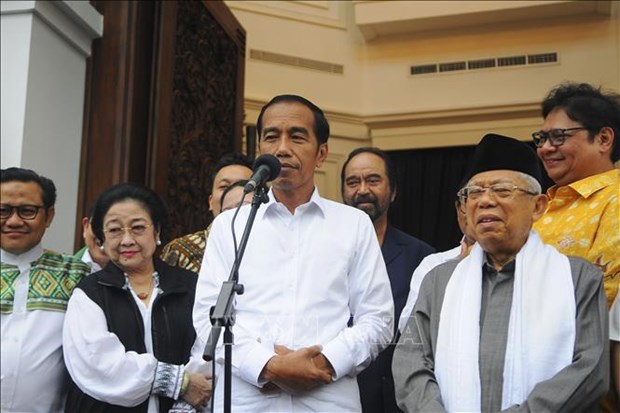Indonesia: Anti-graft agency’s supervisory council members take oaths hinh anh 1