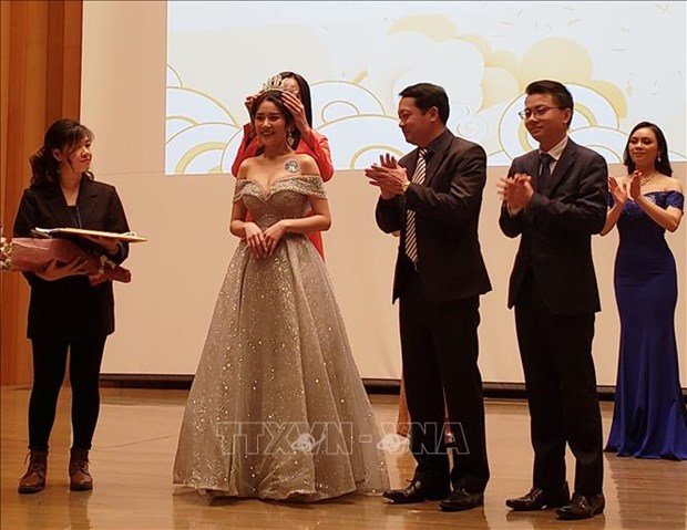 Vietnamese Youth and Student Association in Japan holds beauty contest hinh anh 1