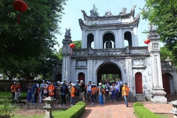 Temple of Literature named as host of calligraphy spring festival 2020 hinh anh 1