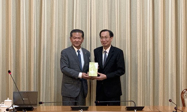 HCM City leader receives Japanese city governor hinh anh 1