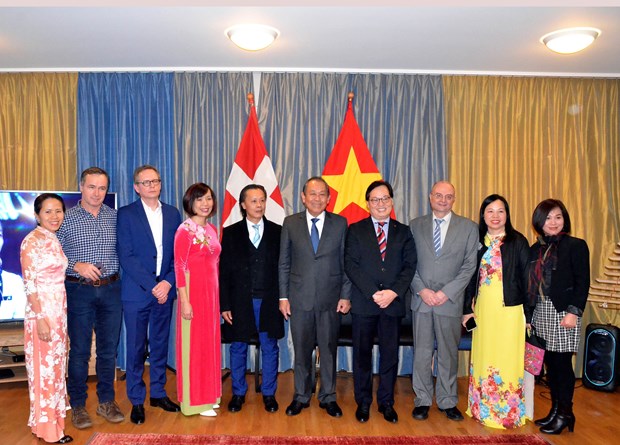 Deputy PM attends Tet celebration of expats in Switzerland hinh anh 1