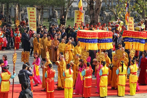 Bai Dinh Pagoda Festival opens in Ninh Binh hinh anh 1