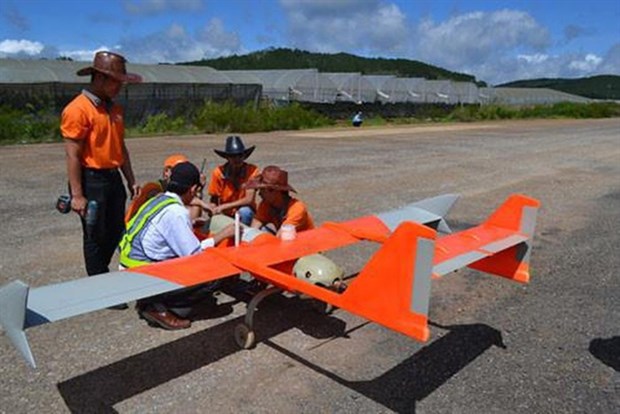 Drones, ultra-light aircraft to be tightly controlled hinh anh 1