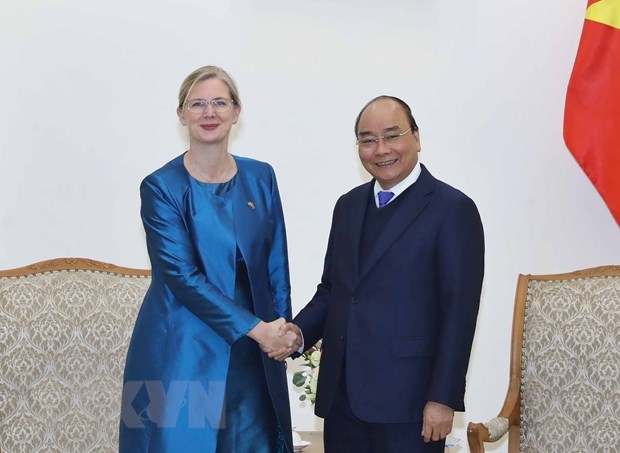 PM urges Swedish Ambassador to bolster trade with Vietnam hinh anh 1