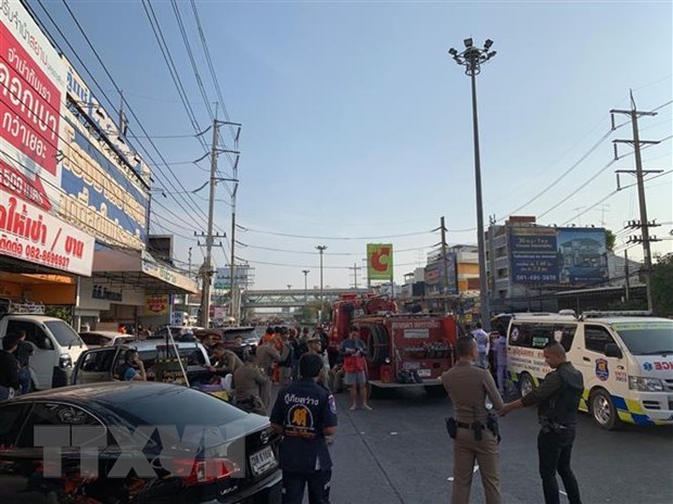 Mass shooting leaves 27 dead, 52 injured in Thailand hinh anh 1