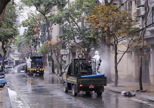 Hanoi’s streets sterilised after new COVID-19 case reported hinh anh 1