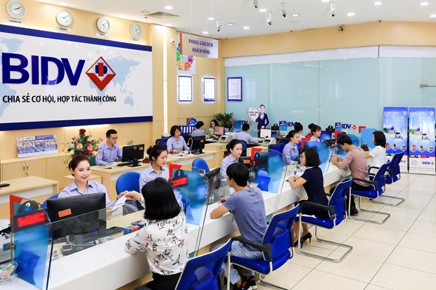 Reference exchange rate down 2 VND on March 9 hinh anh 1