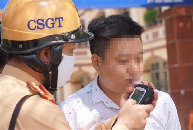 Traffic police launch drink driving crackdown hinh anh 1