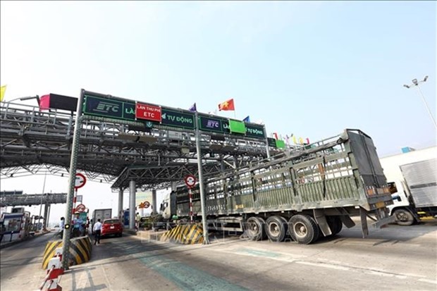 Non-stop toll collection on BOT highways likely to miss deadline hinh anh 1