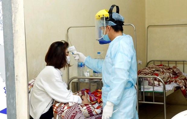 Twenty-two labs capable of doing quick virus tests: health ministry hinh anh 1