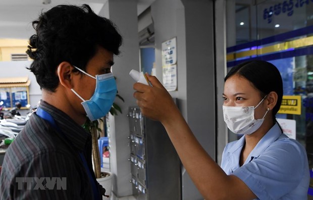 Prices of medical supplies in Cambodia skyrocket hinh anh 1