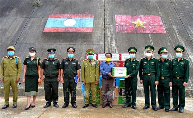 Thua Thien-Hue: Bunpimay greetings extended to Laos’ armed forces hinh anh 1