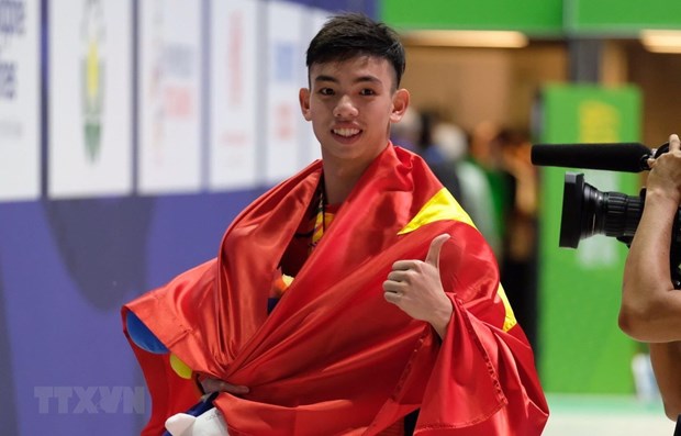 Young talent swimming towards Olympic dreams hinh anh 1