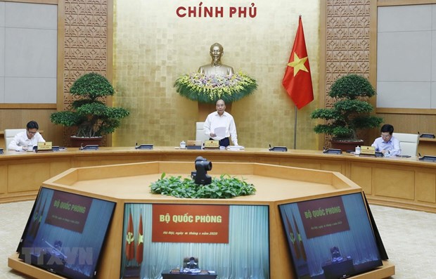 PM orders early recovery of socio-economic activities hinh anh 1