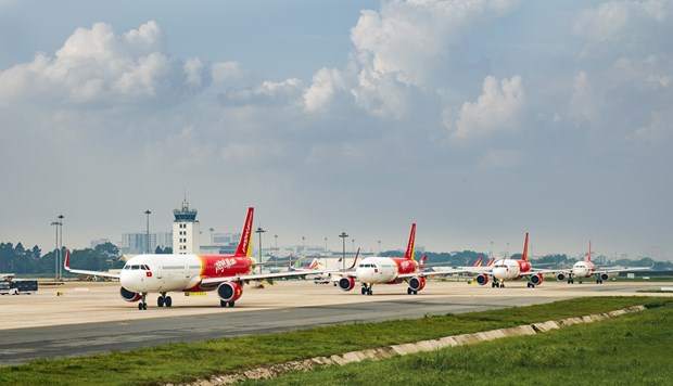 Vietjet Air resumes all domestic routes hinh anh 1