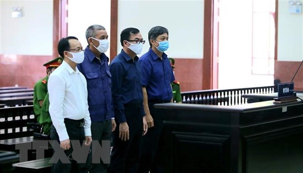 Court upholds sentences for ex-officials of HCM City hinh anh 1
