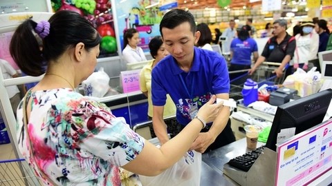 Pandemic delays chip card conversion plans hinh anh 1
