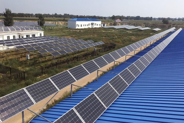 Malaysia recovers economy with solar power projects hinh anh 1