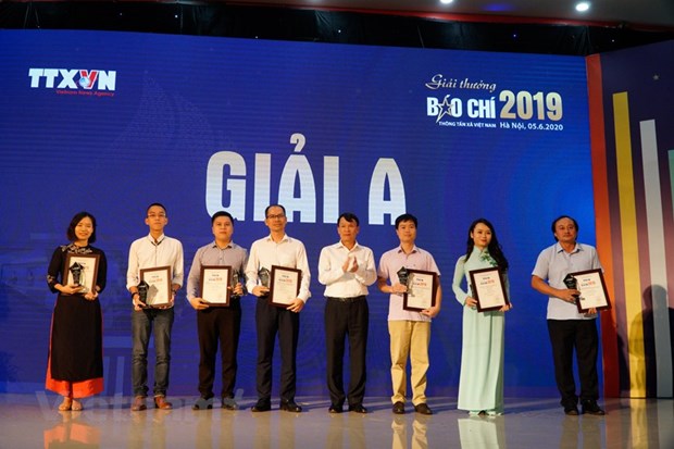Winners of Vietnam News Agency Press Awards honoured hinh anh 1