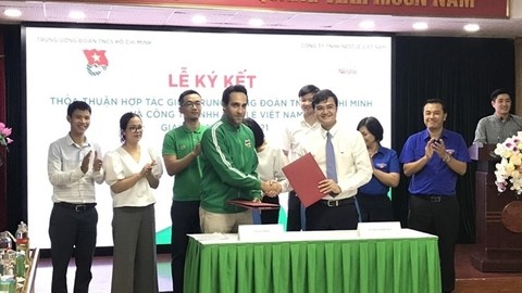Nestle builds playgrounds from recycled materials hinh anh 1