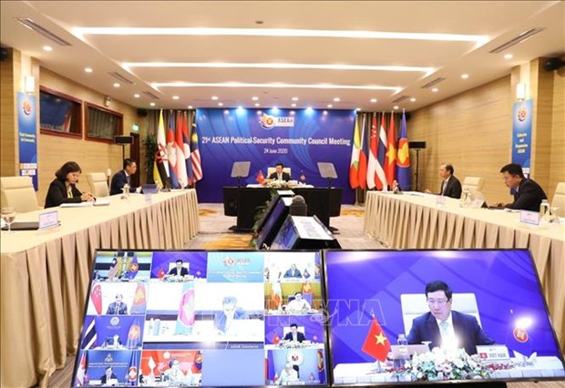 ASEAN urged to enhance resilience amid regional and int’l challenges hinh anh 1