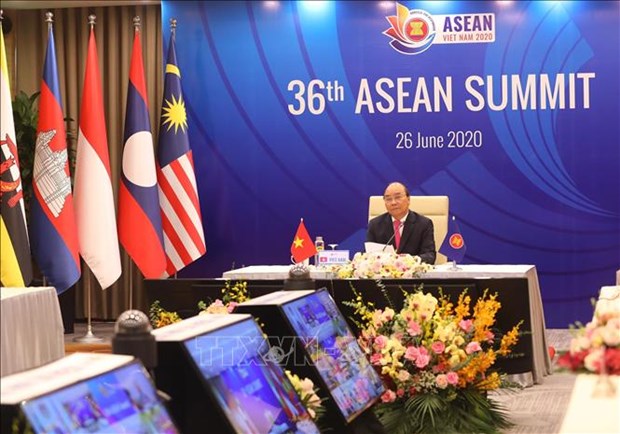 Indonesian newspapers highlight 36th ASEAN Summit hinh anh 1